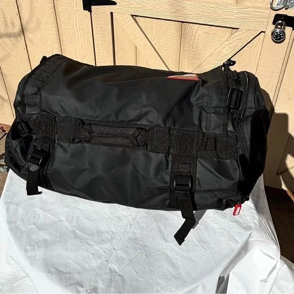 FUJI COMP CONVERTIBLE BACKPACK DUFFLE BLACK